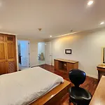 Spacious Dlux Maximum 2 Guests Per Room